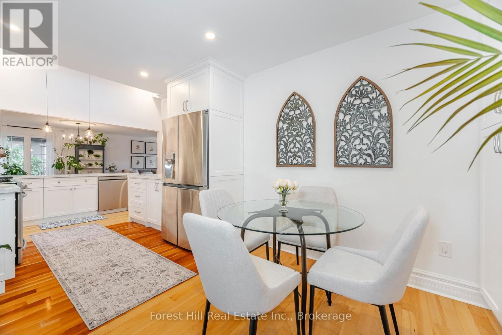 24 UPMINSTER CRESCENT Image 16