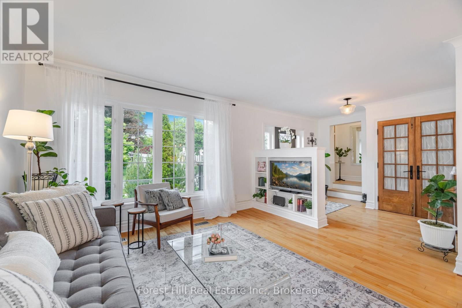 24 UPMINSTER CRESCENT Image 17