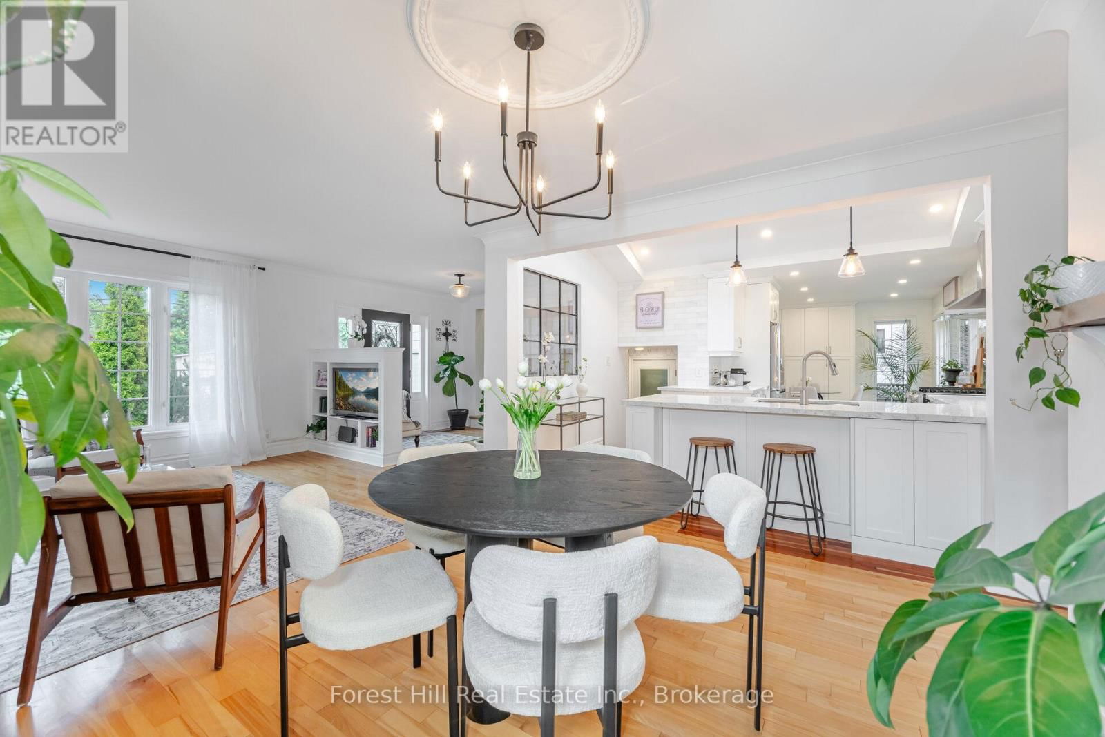 24 UPMINSTER CRESCENT Image 19
