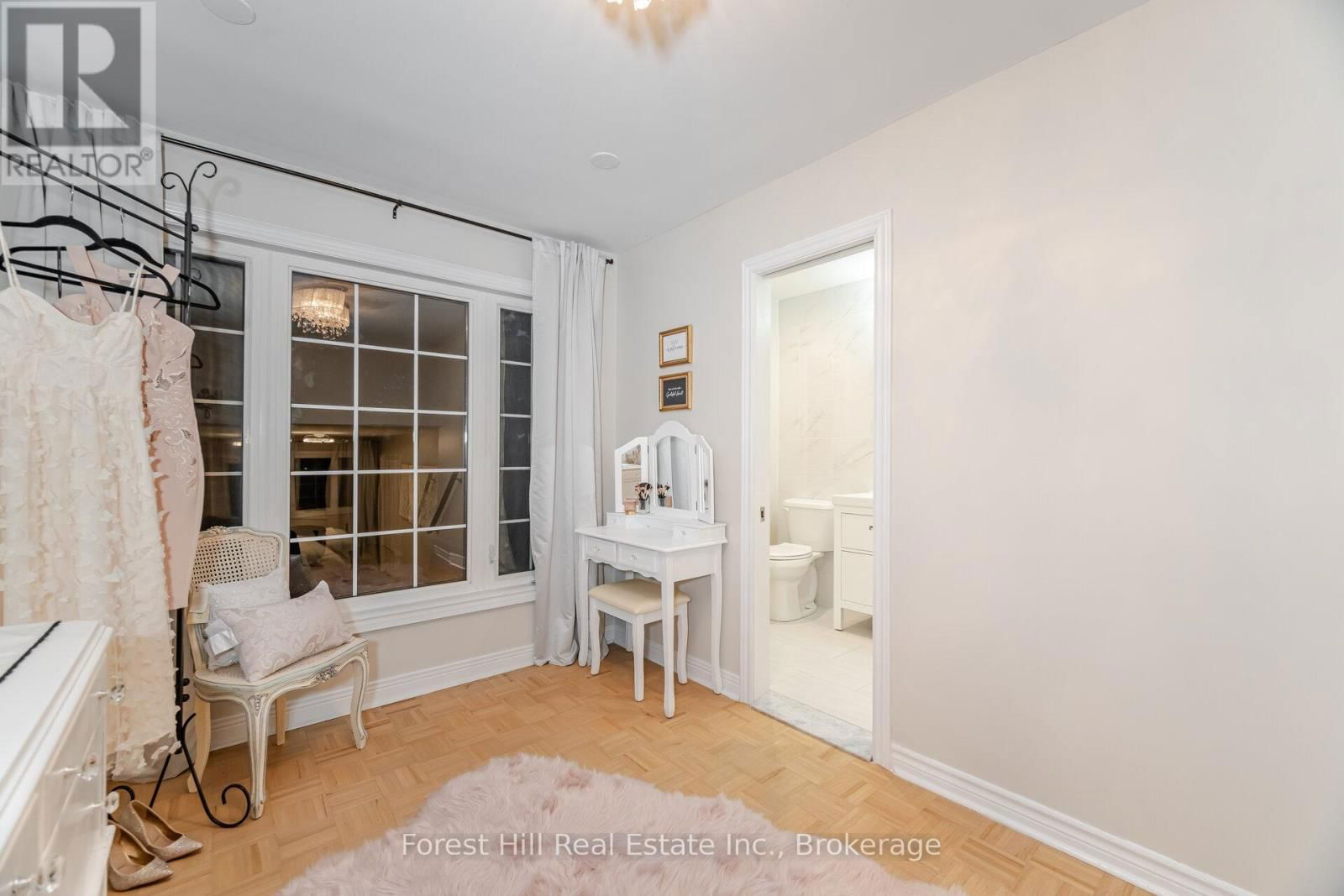 24 UPMINSTER CRESCENT Image 27