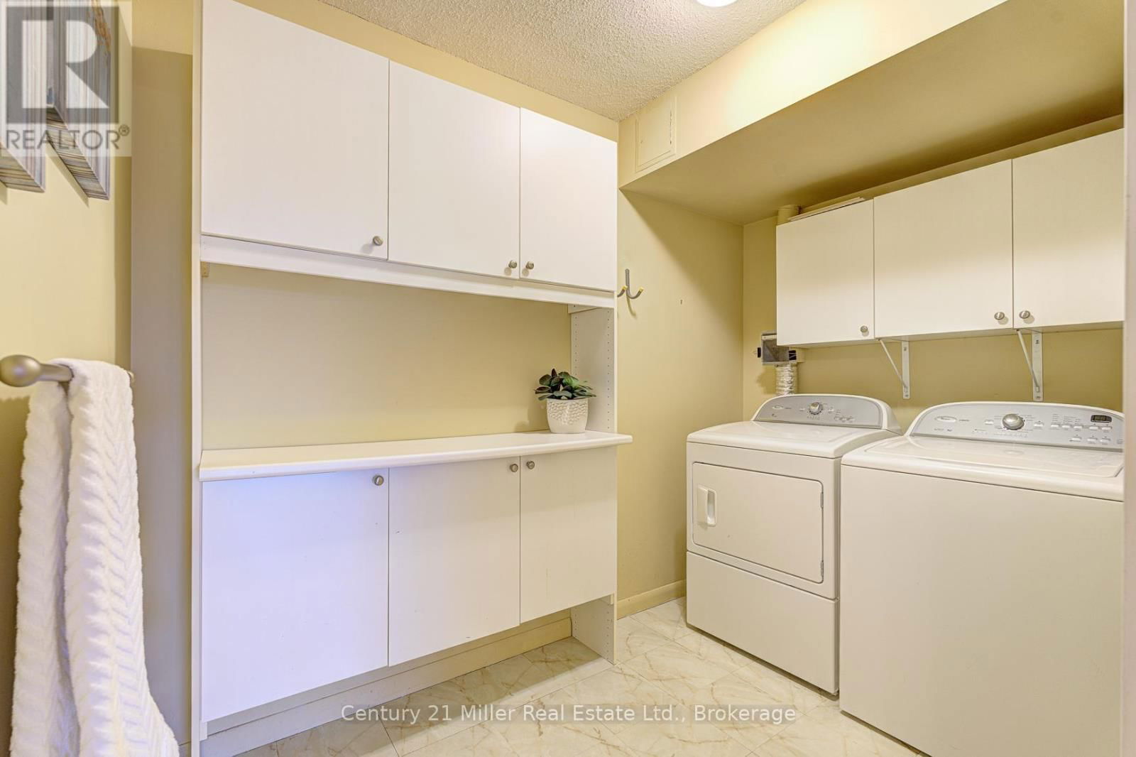 501 - 2180 MARINE DRIVE Image 27