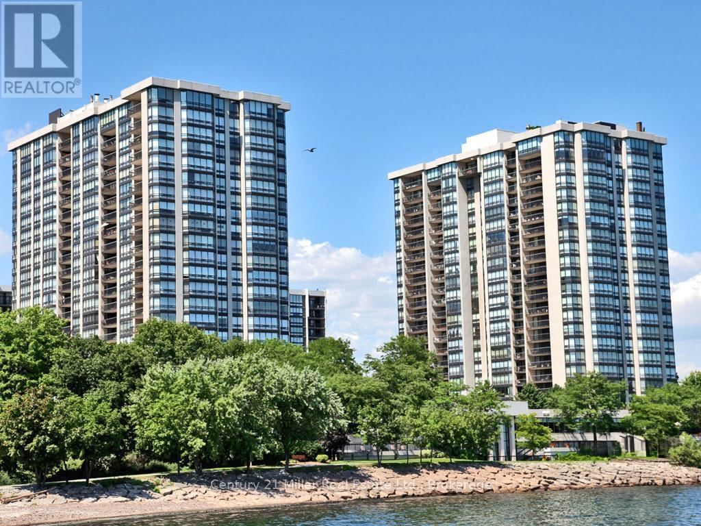 501 - 2180 MARINE DRIVE Image 30