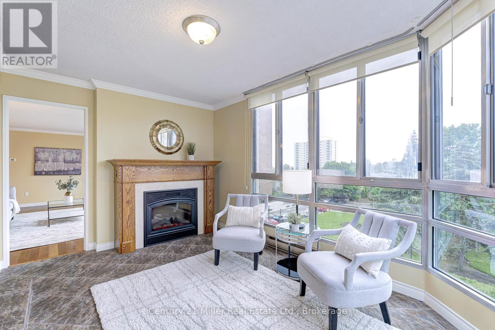 501 - 2180 MARINE DRIVE Image 7