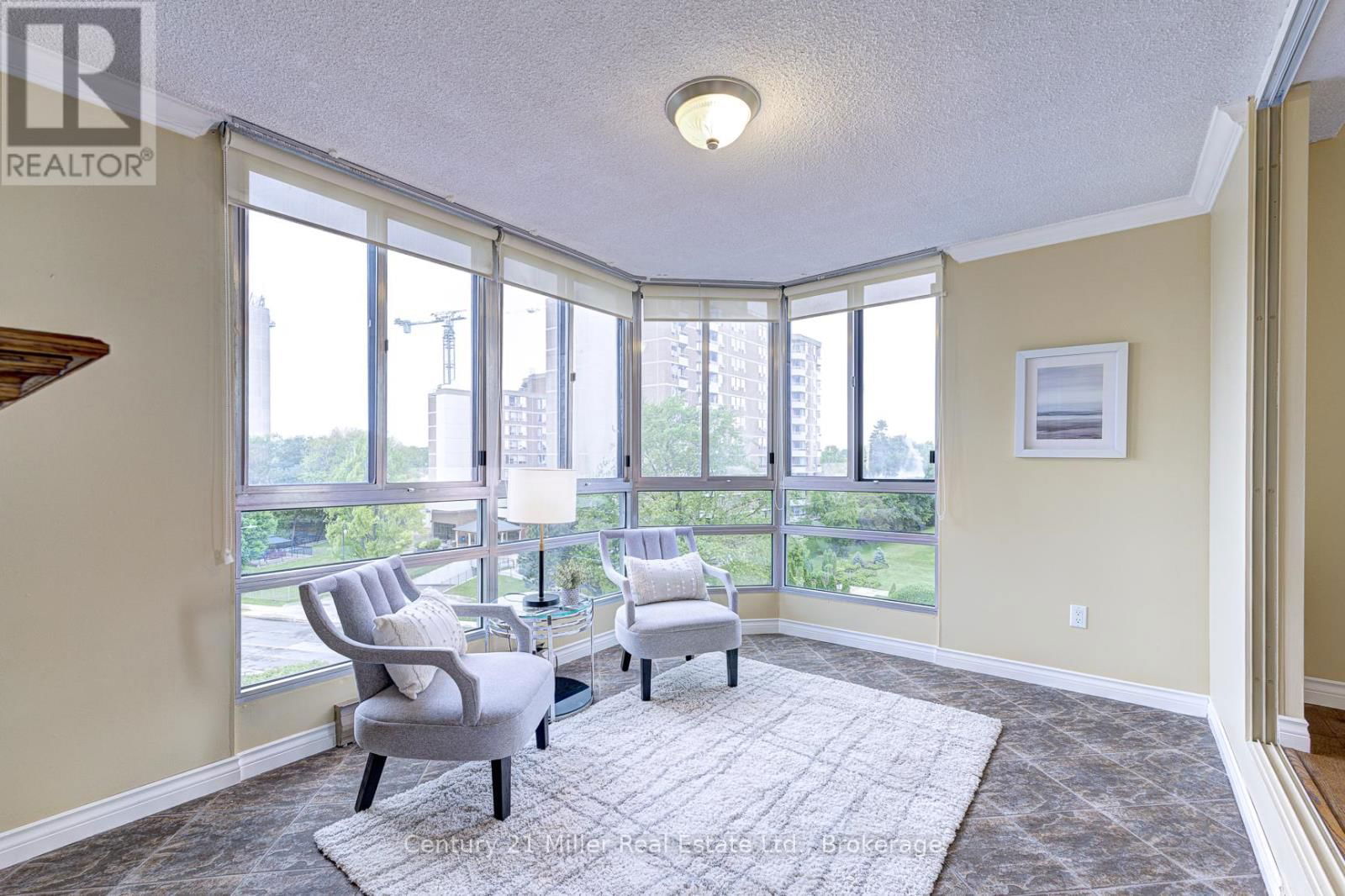 501 - 2180 MARINE DRIVE Image 8