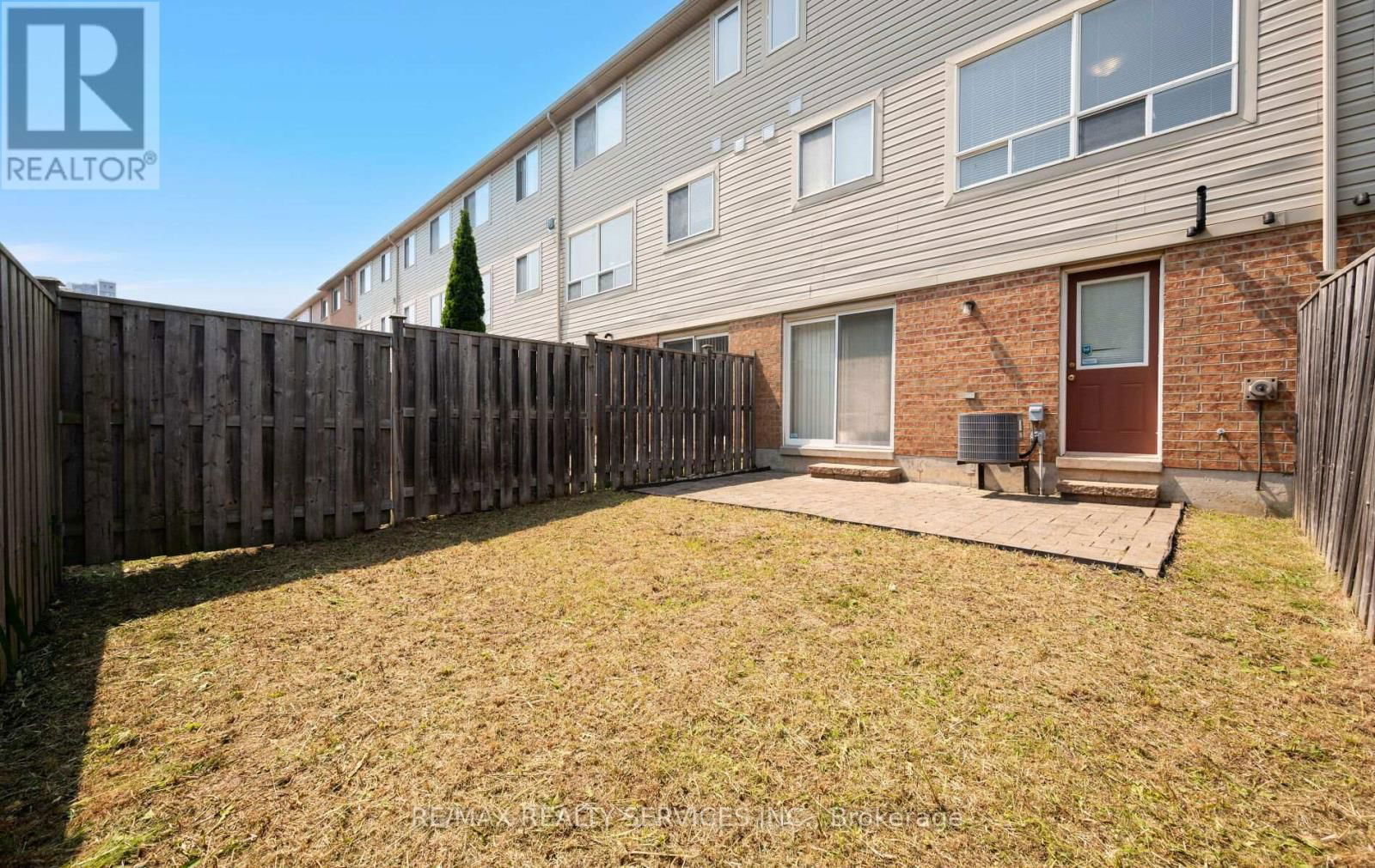 69 DECKER HOLLOW CIRCLE Image 48