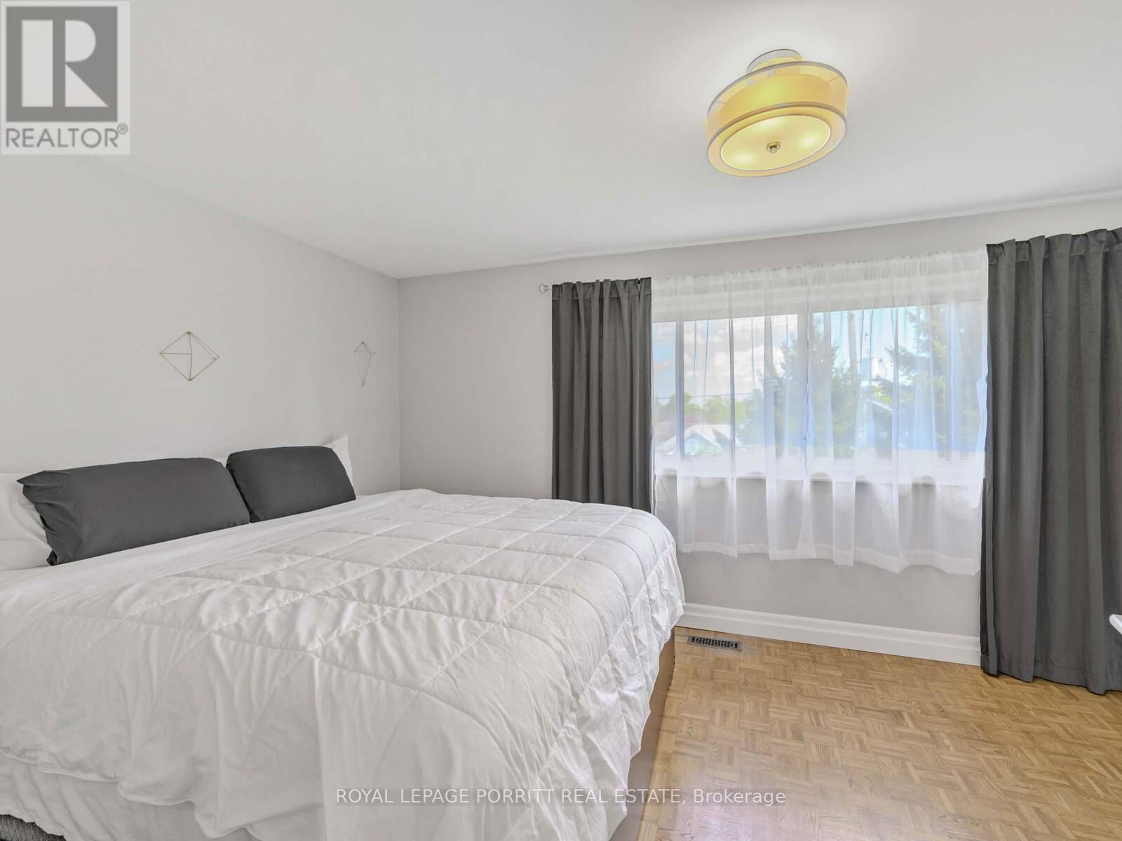 6 - 4 BRADBROOK ROAD Image 17
