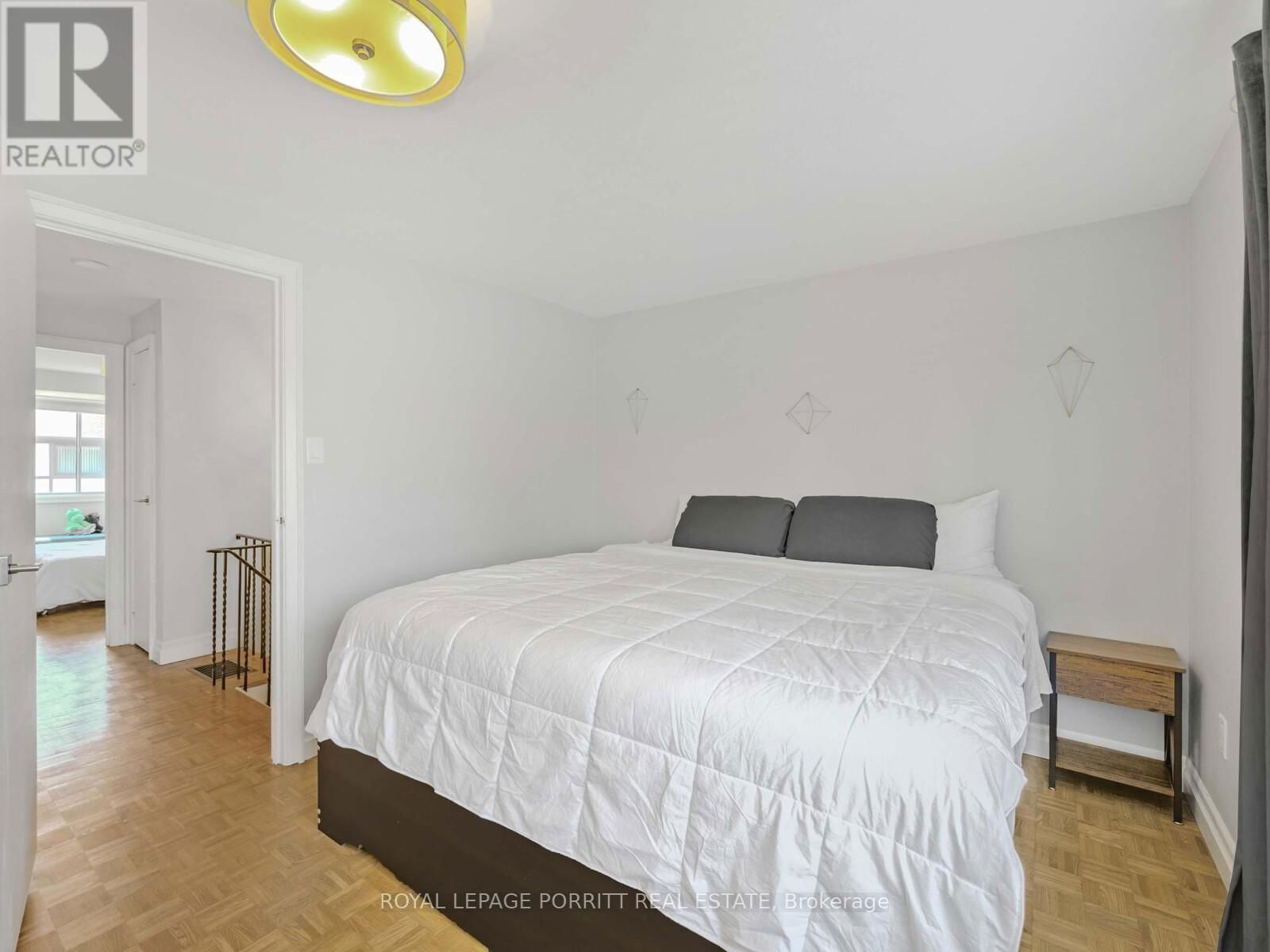 6 - 4 BRADBROOK ROAD Image 18