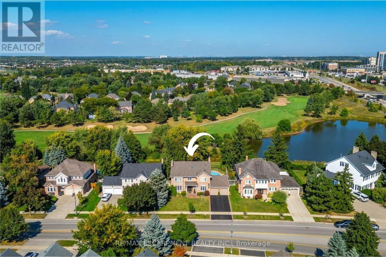 2049 COUNTRY CLUB DRIVE Image 3