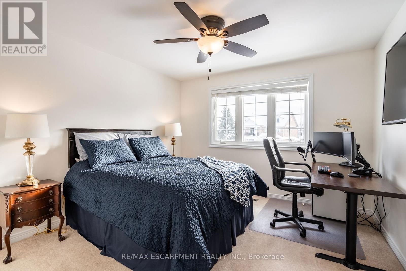 2049 COUNTRY CLUB DRIVE Image 34