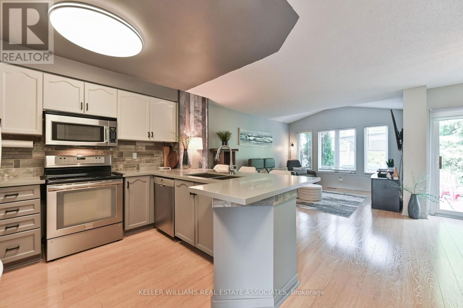 7514 BLACK WALNUT TRAIL Image 5