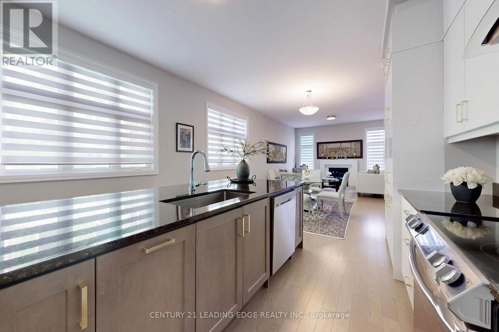 3016 WILLIAM CUTMORE BOULEVARD WEST Image 18