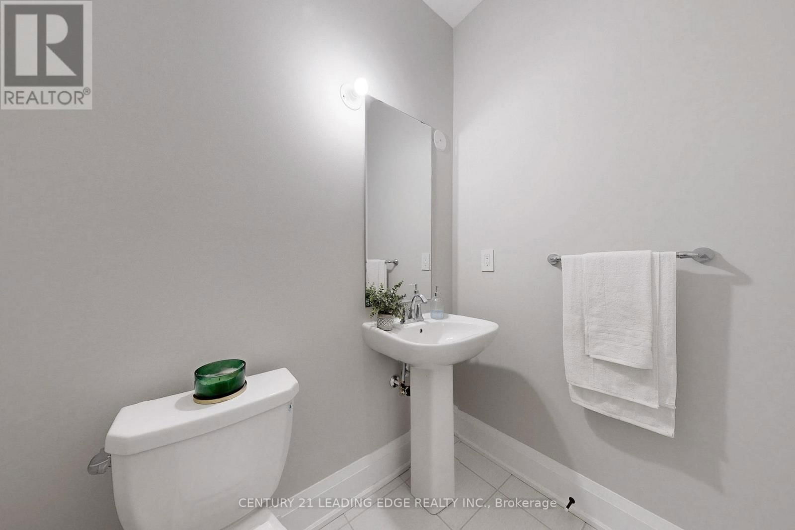 3016 WILLIAM CUTMORE BOULEVARD WEST Image 22
