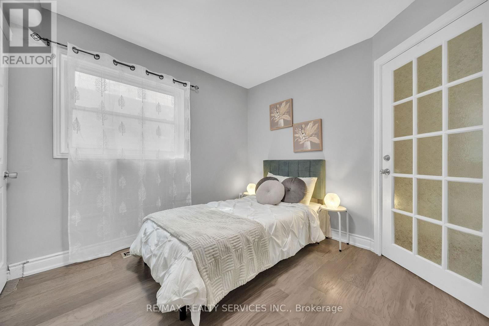 305 FAITH DRIVE Image 18