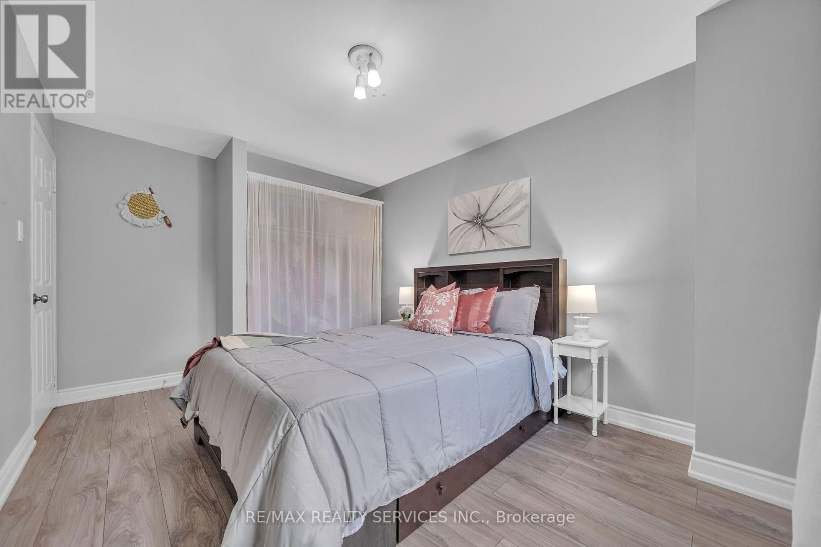 305 FAITH DRIVE Image 26