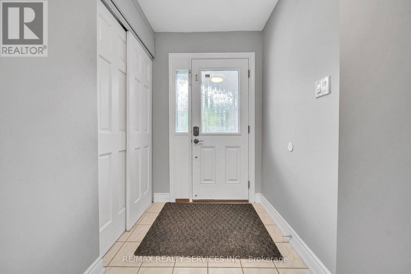 305 FAITH DRIVE Image 7