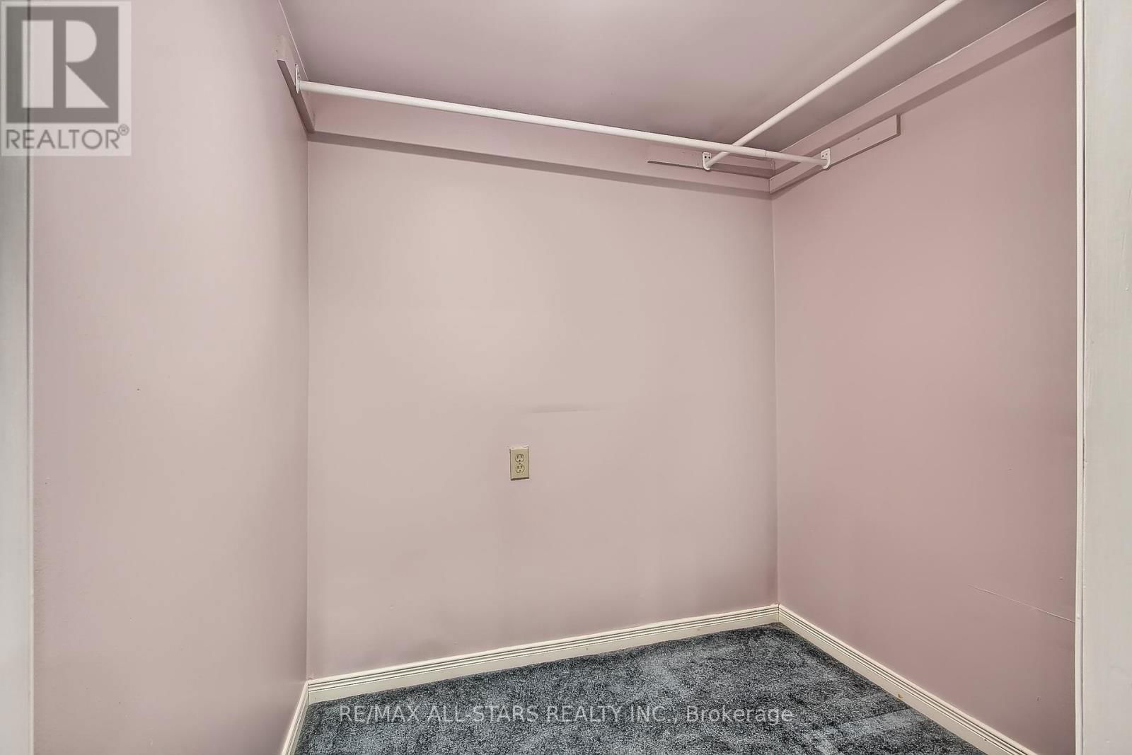 48 ARCHDEKIN DRIVE Image 38