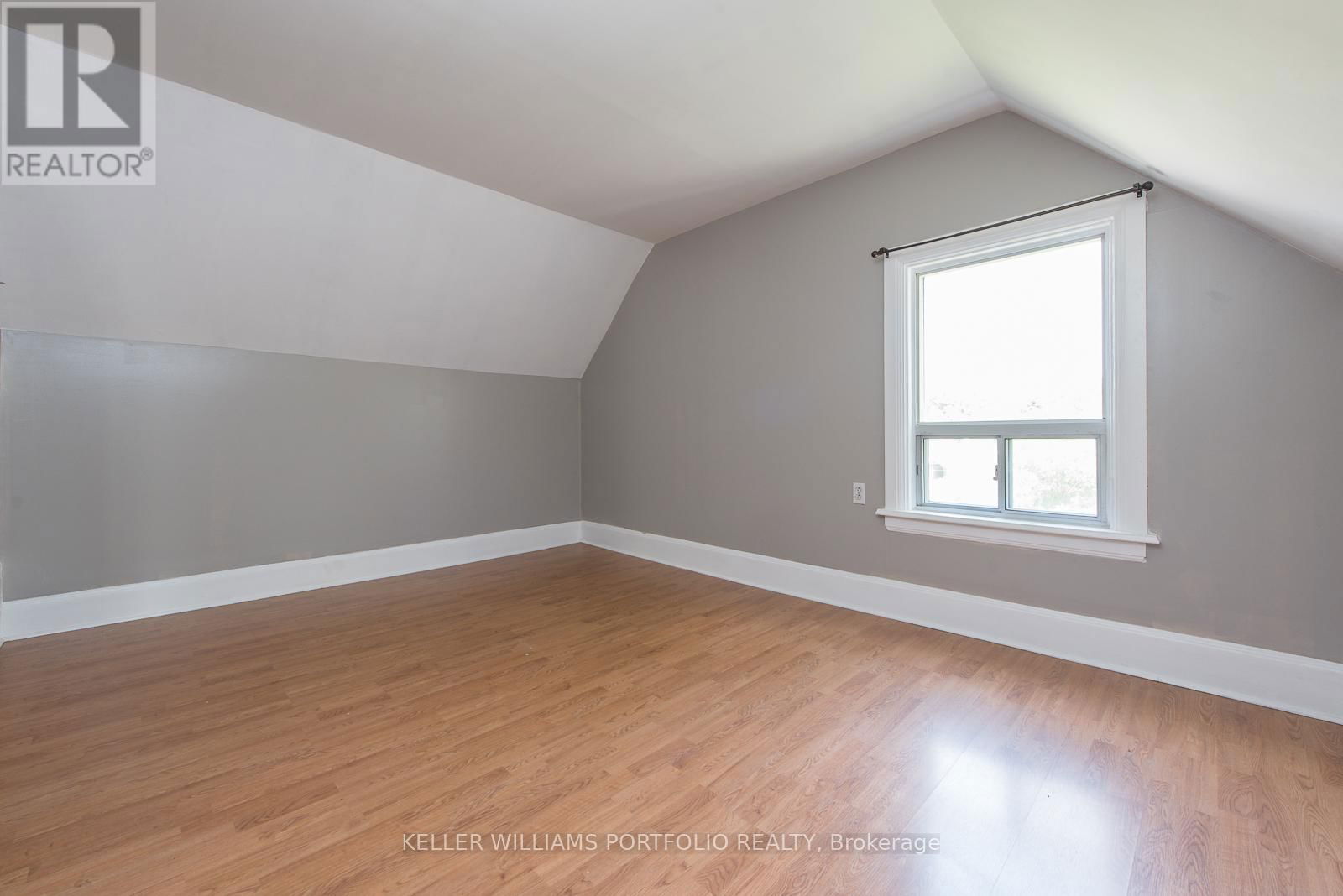 254 EVELYN AVENUE Image 28