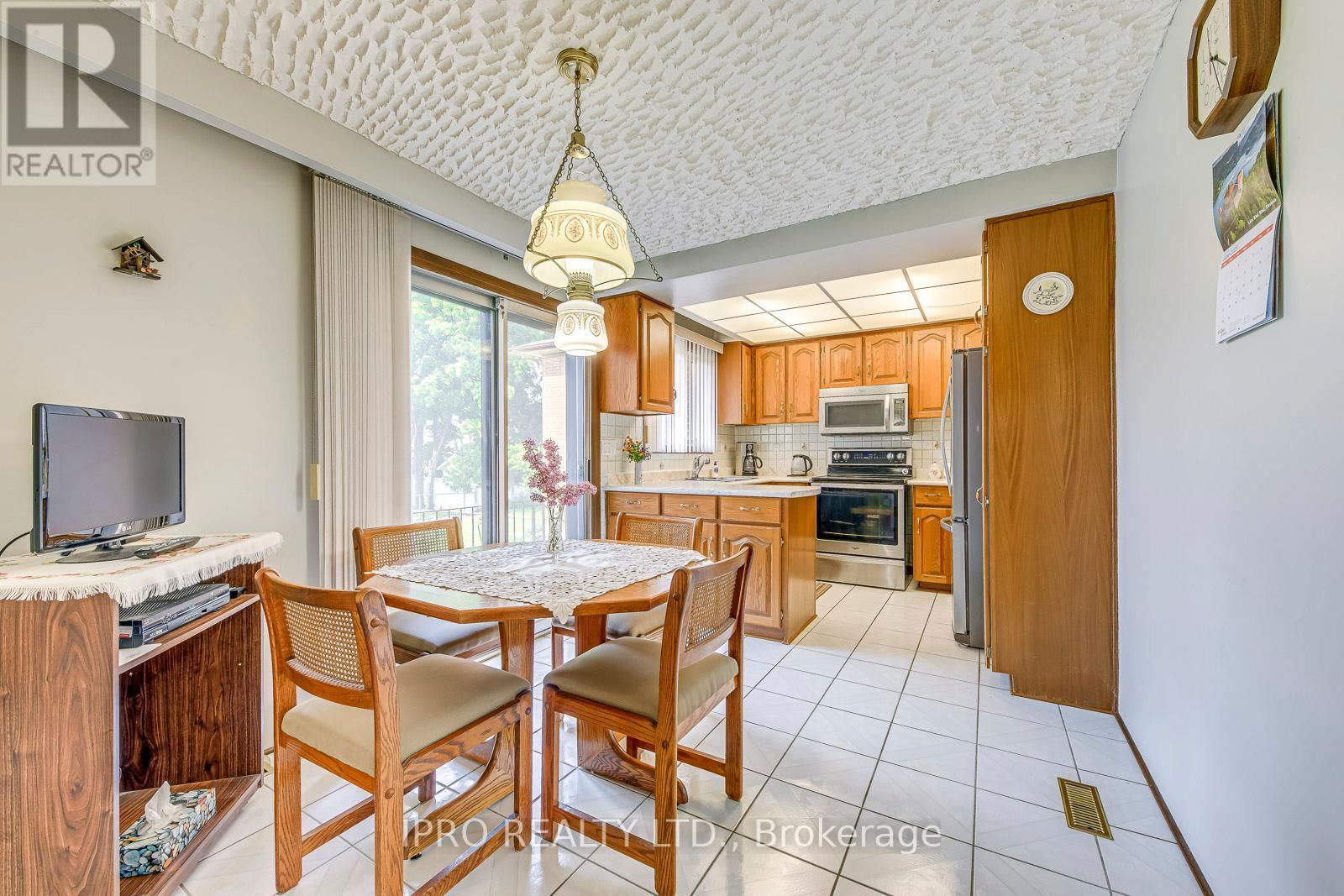 724 EVERSLEY DRIVE Image 13