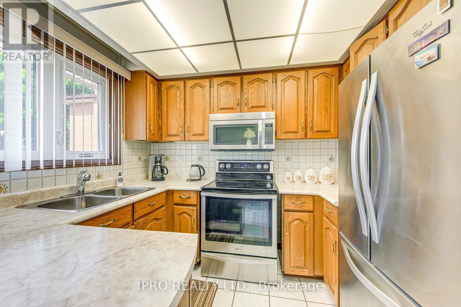 724 EVERSLEY DRIVE Image 16