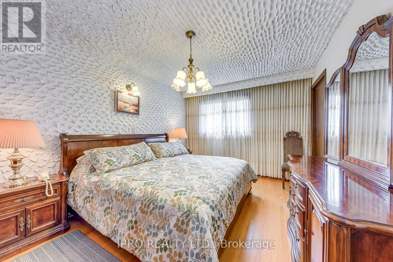 724 EVERSLEY DRIVE Image 20