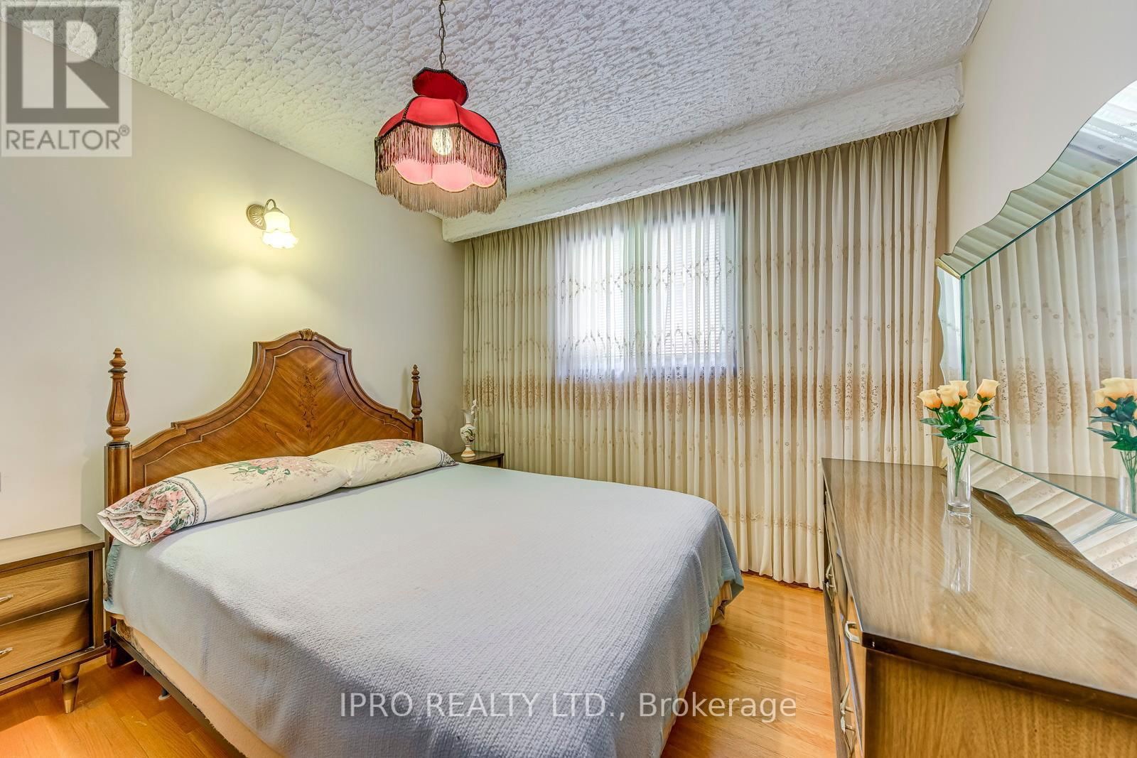 724 EVERSLEY DRIVE Image 26