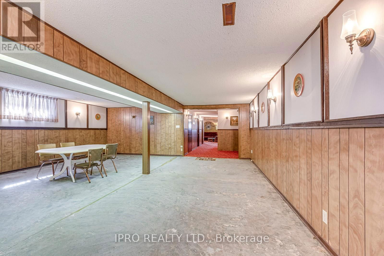 724 EVERSLEY DRIVE Image 37