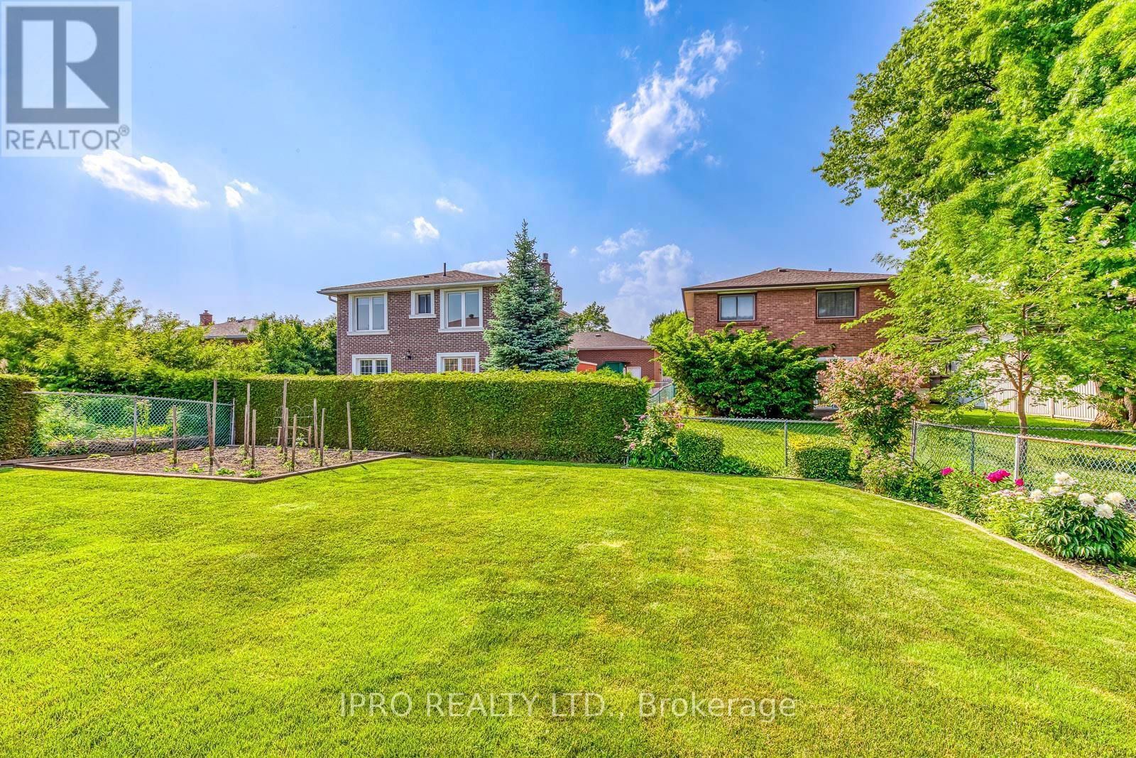 724 EVERSLEY DRIVE Image 47