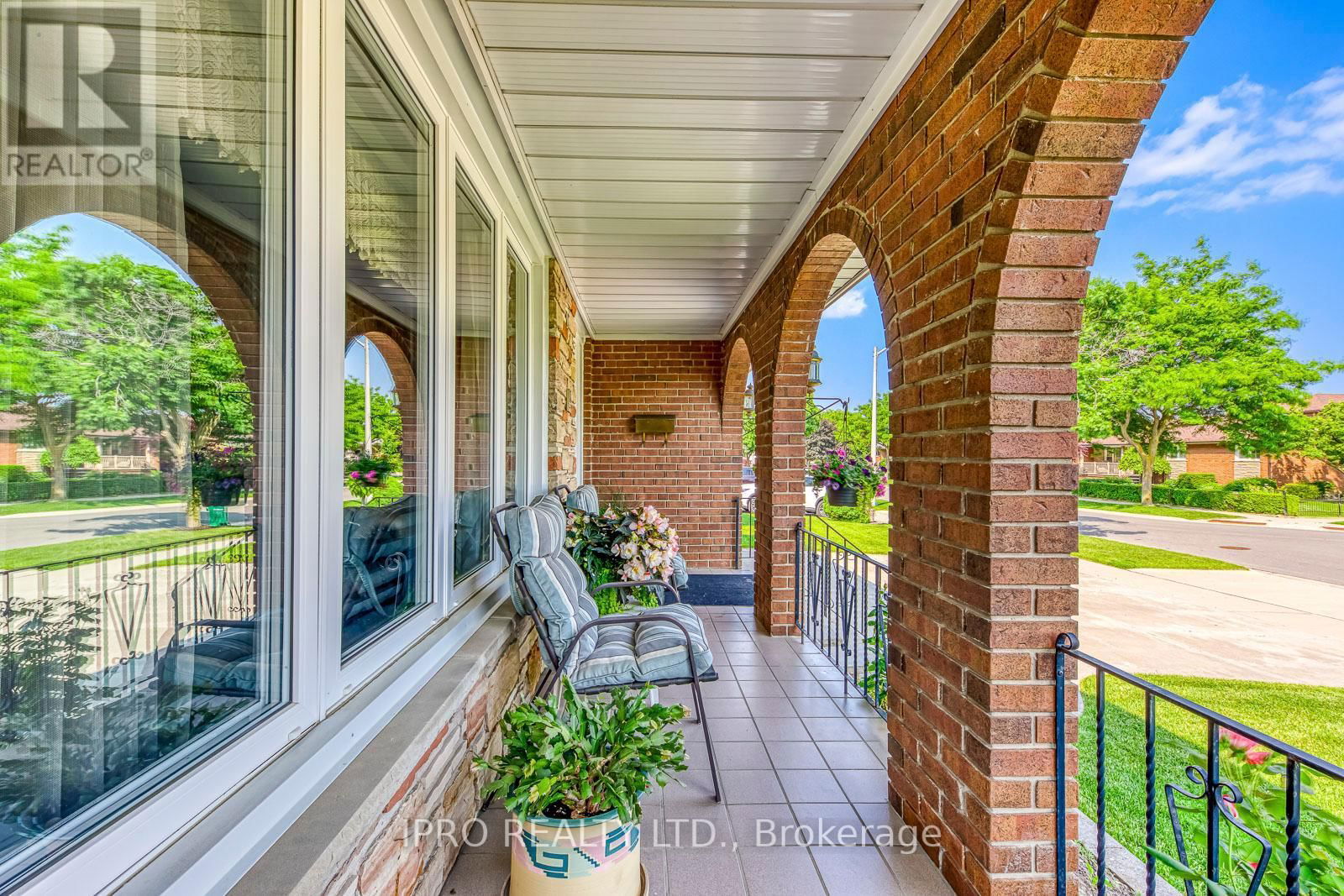 724 EVERSLEY DRIVE Image 5