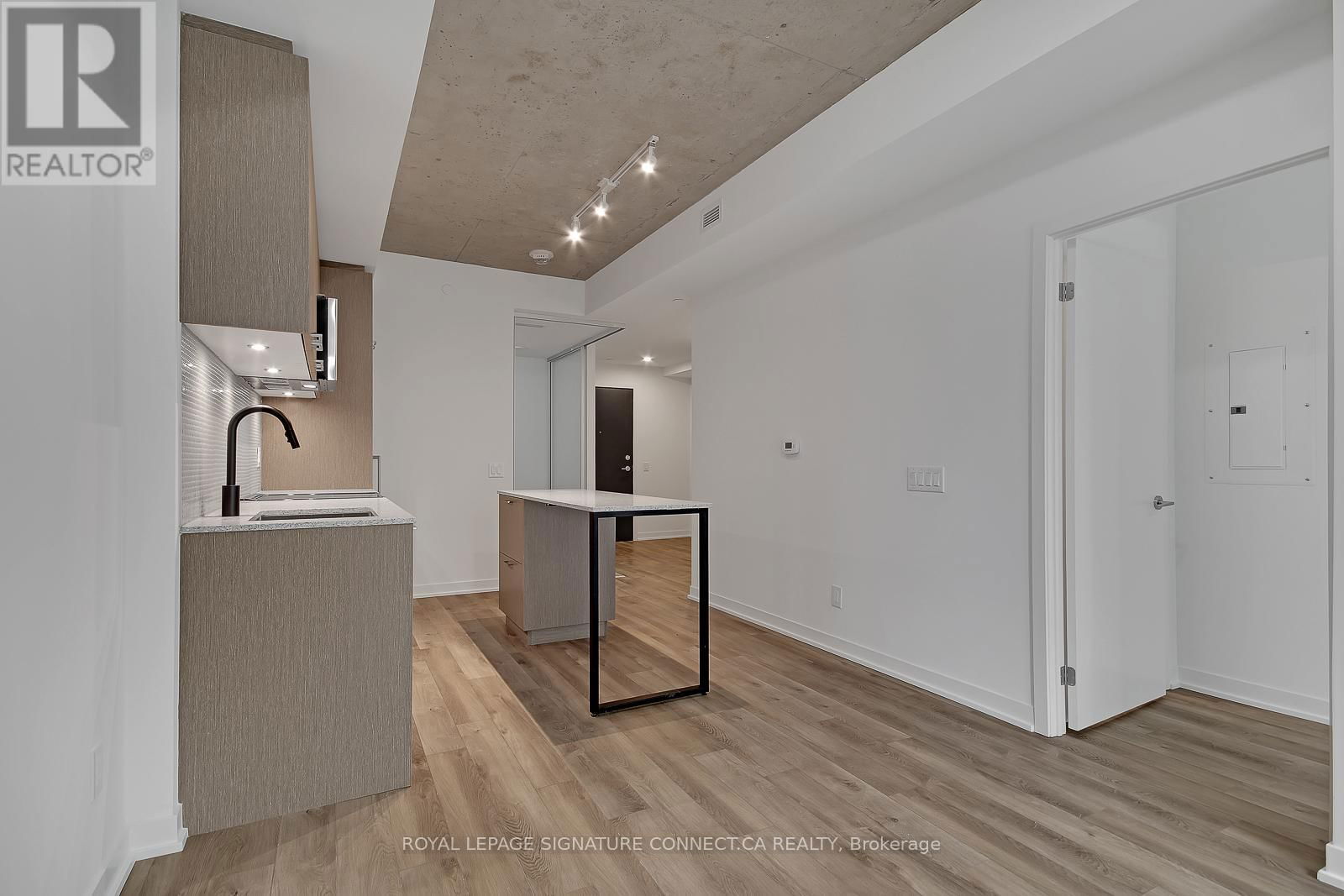 410 - 1808 ST CLAIR AVENUE WEST Image 23