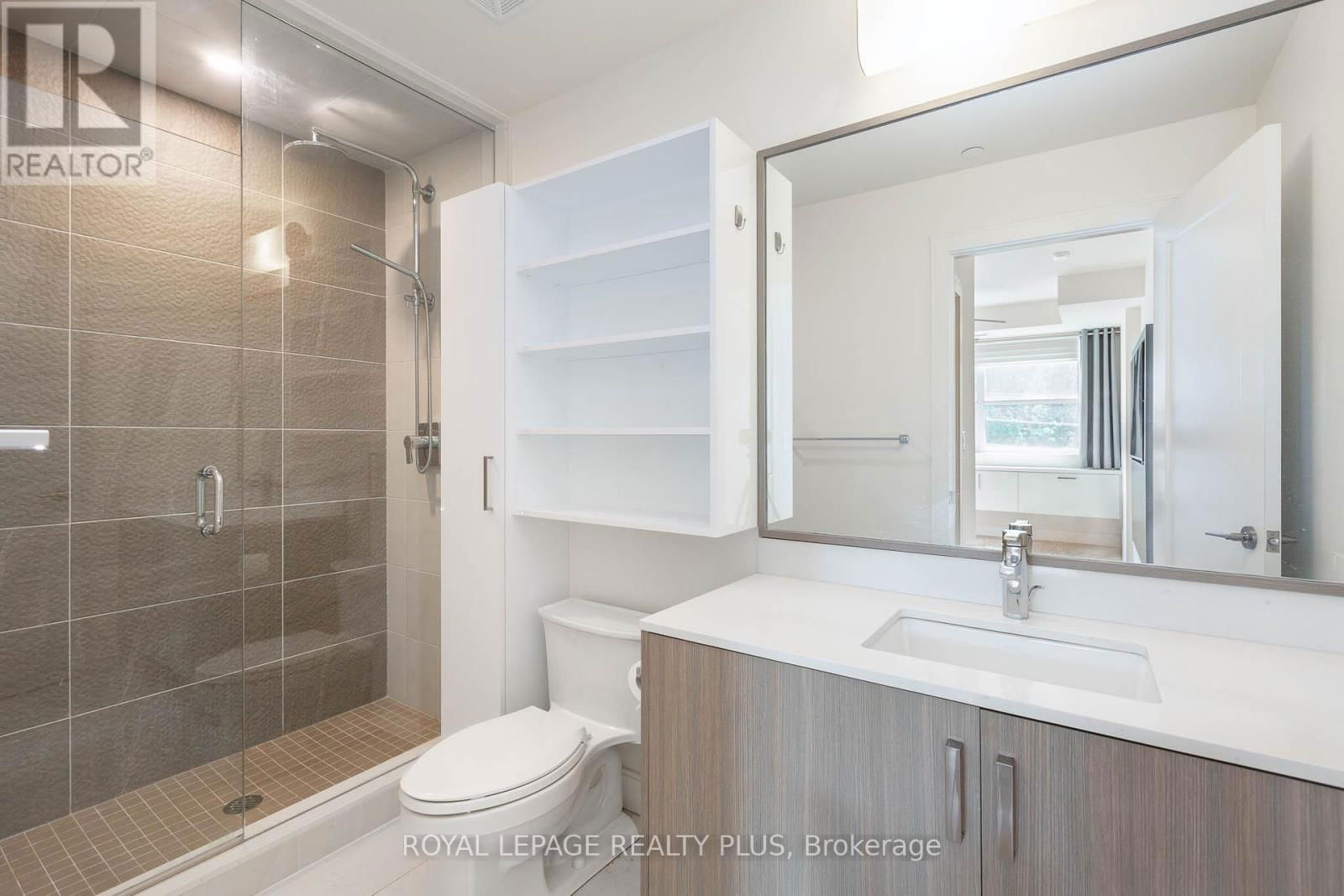 227 - 1575 LAKESHORE ROAD Image 20