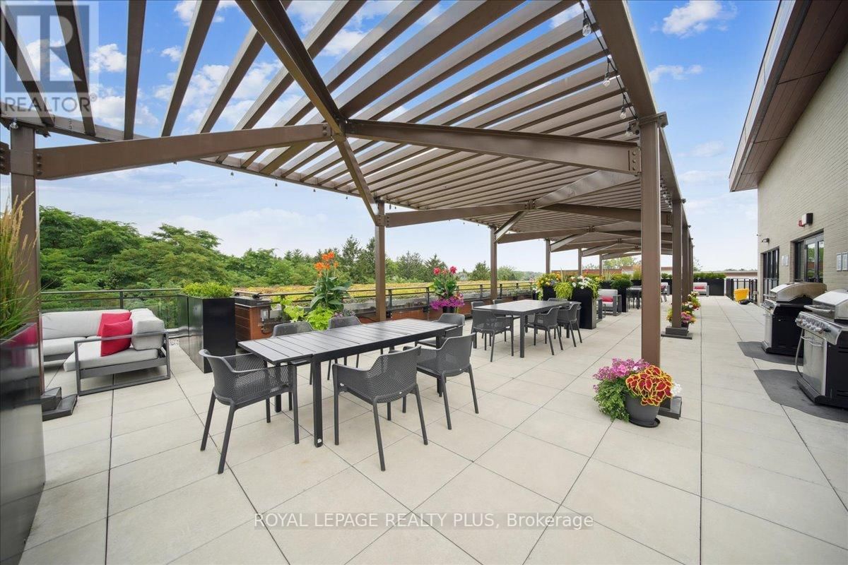 227 - 1575 LAKESHORE ROAD Image 37