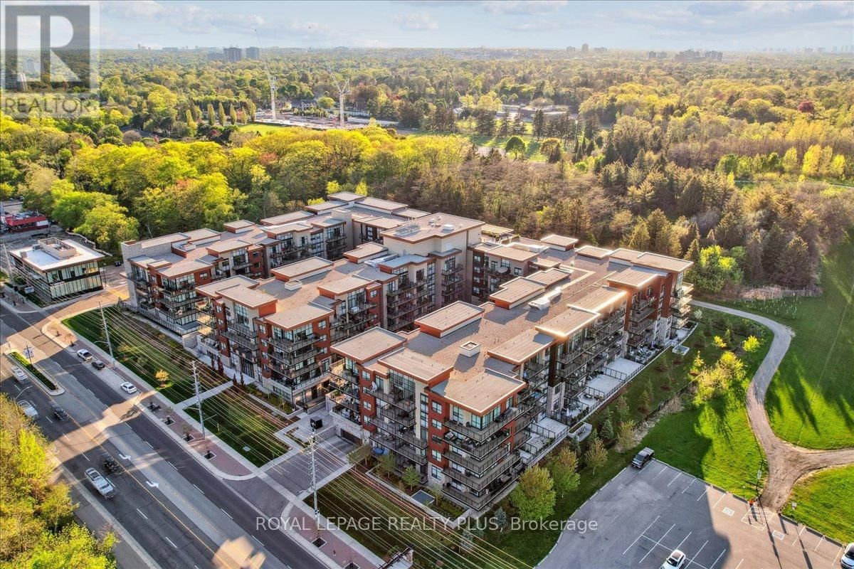 227 - 1575 LAKESHORE ROAD Image 43