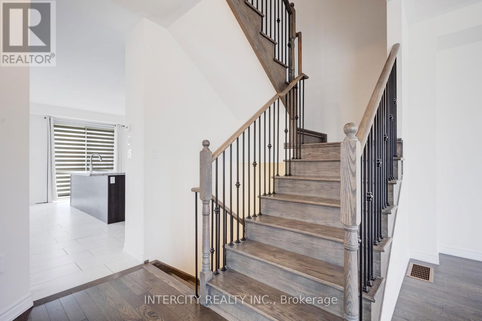 81 MINNOCK STREET Image 10