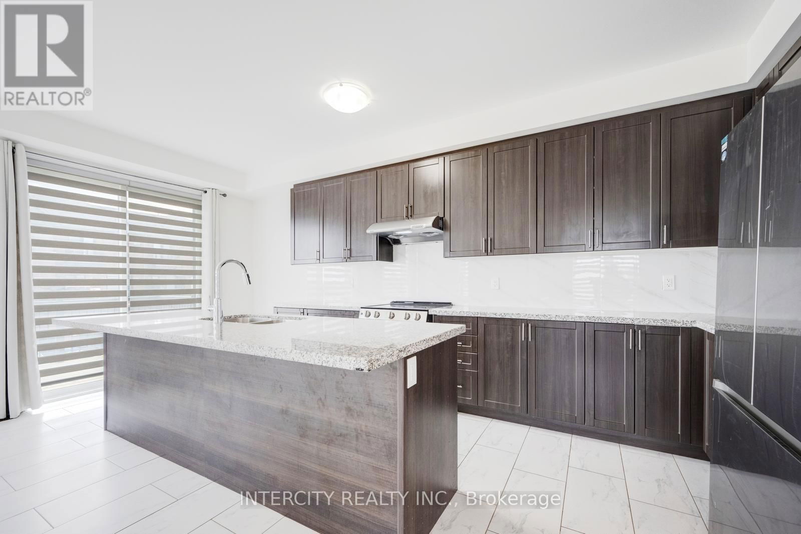 81 MINNOCK STREET Image 11