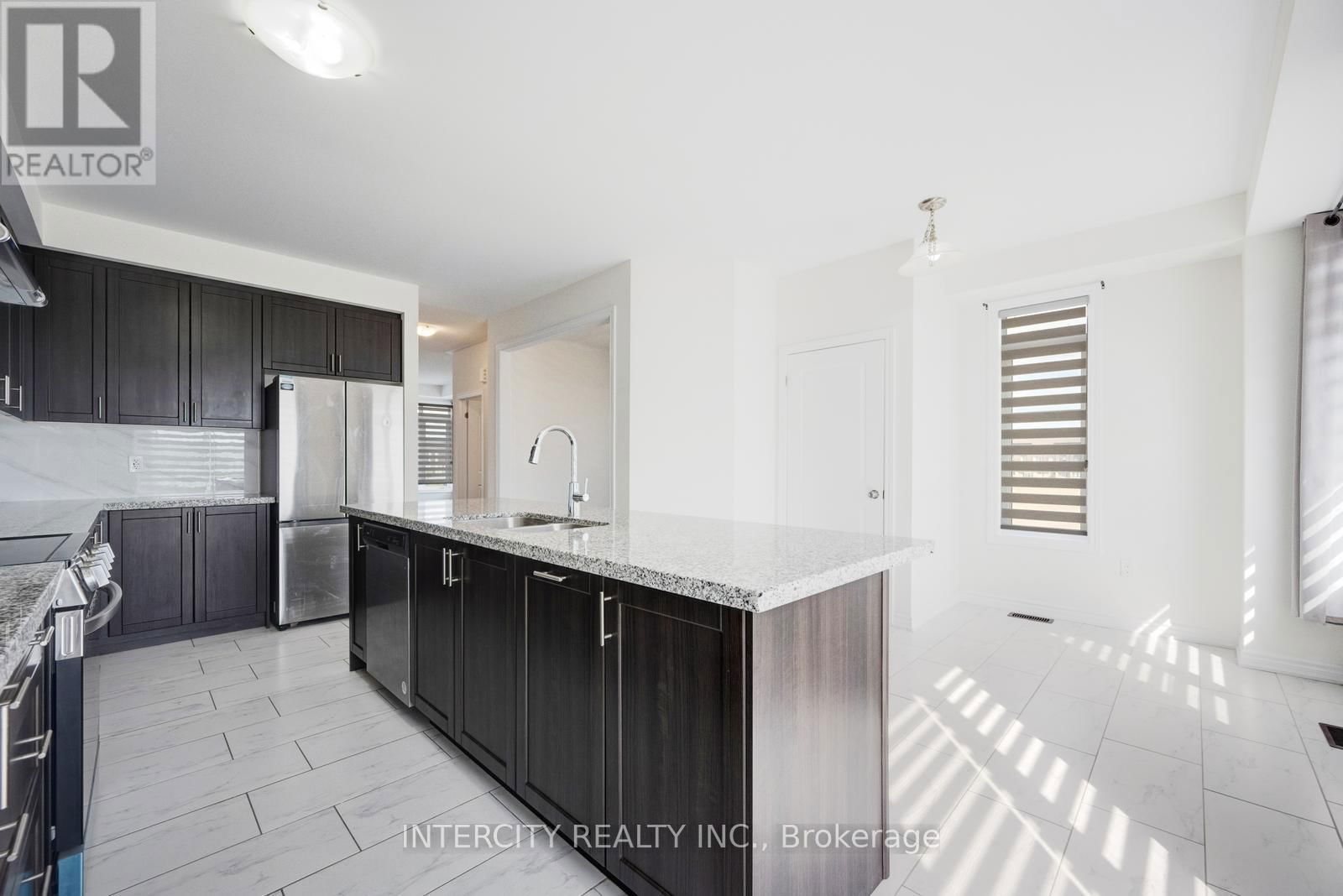 81 MINNOCK STREET Image 12