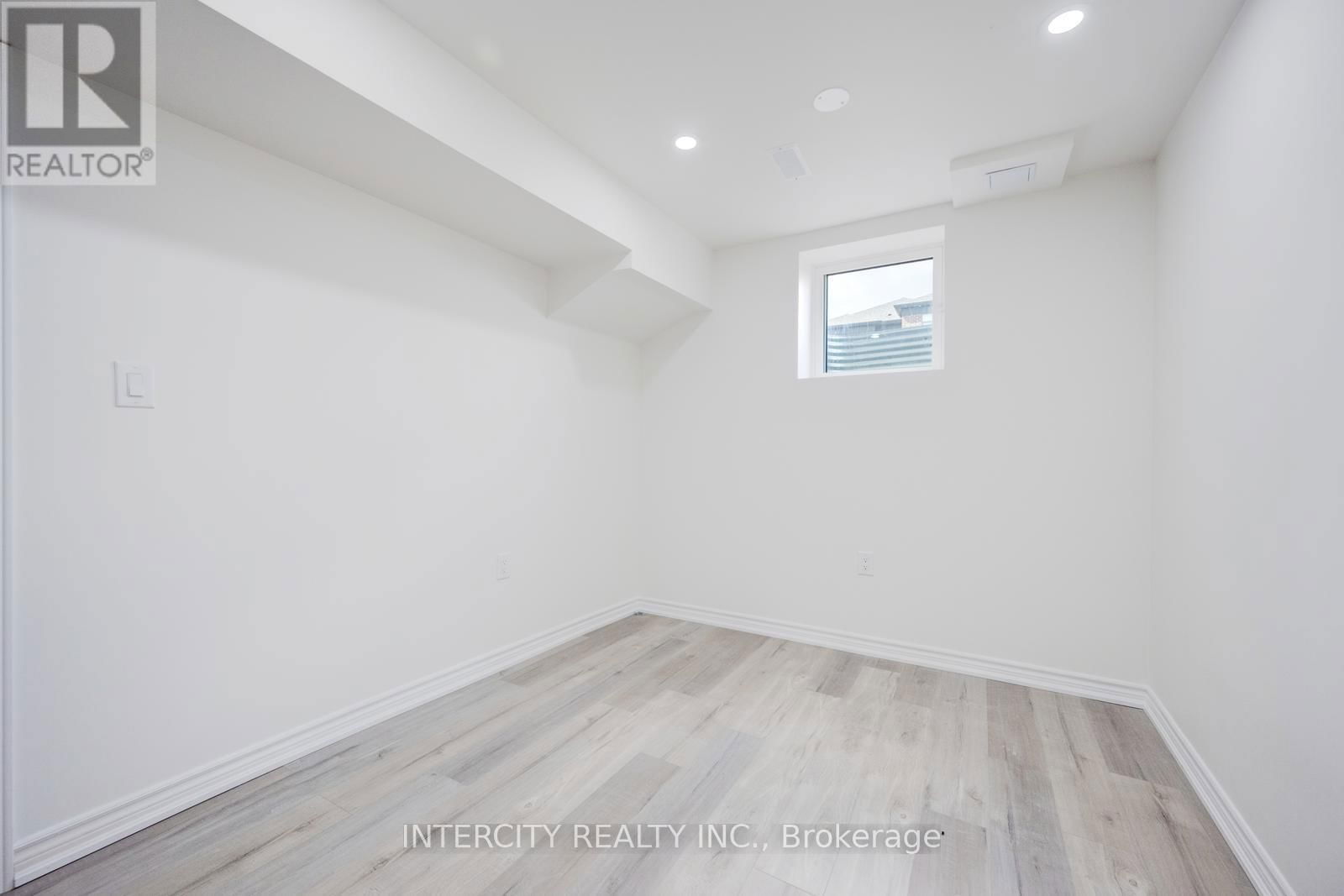 81 MINNOCK STREET Image 45