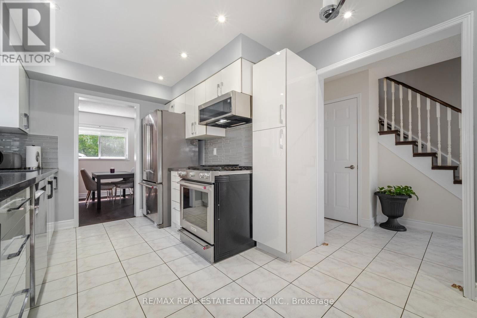 37 ZACHARY DRIVE Image 20