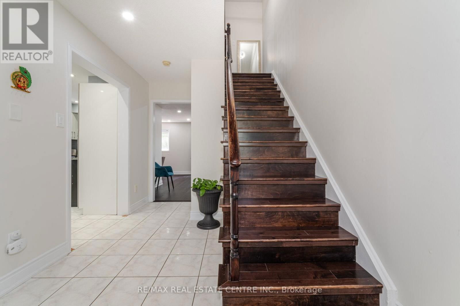 37 ZACHARY DRIVE Image 22