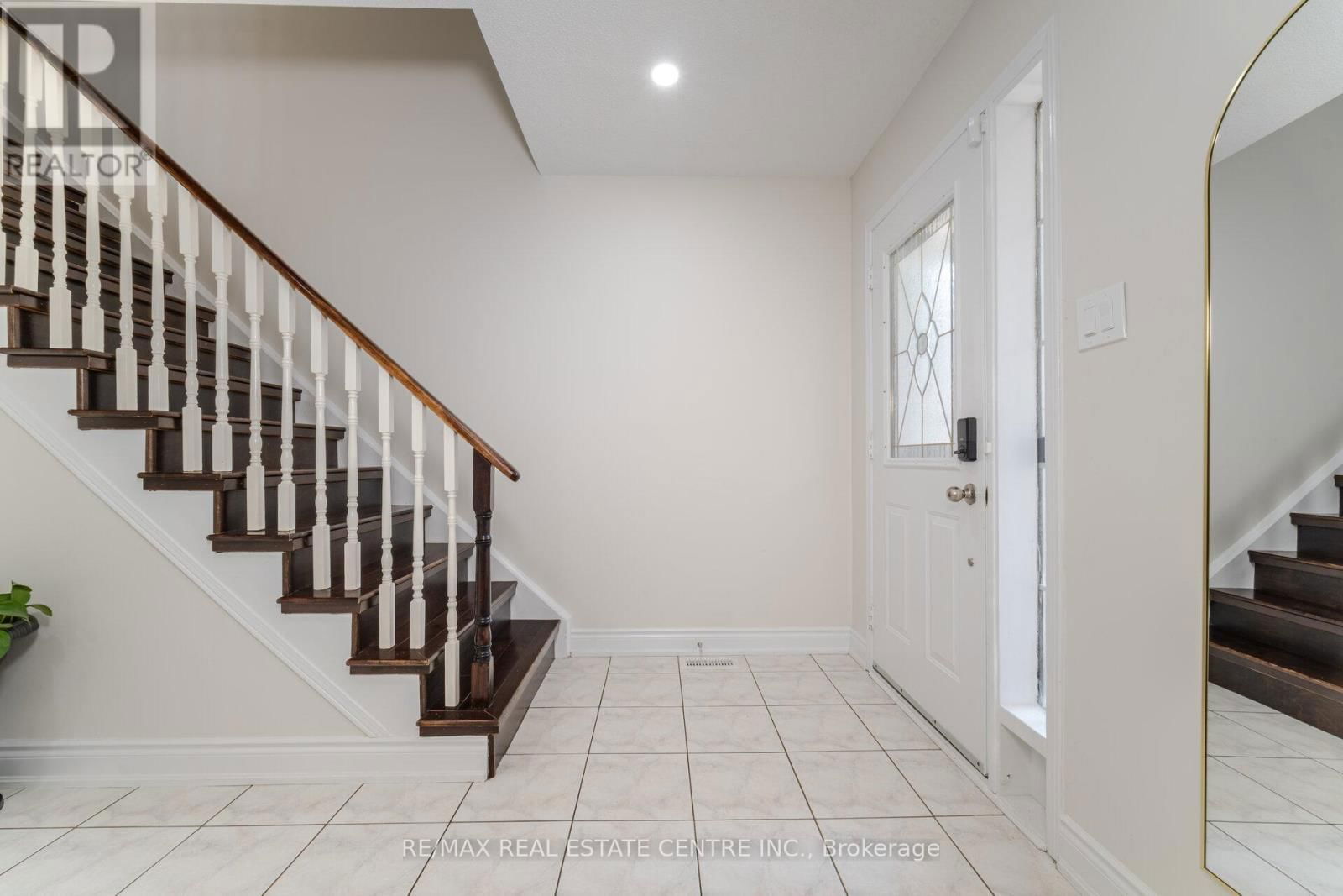 37 ZACHARY DRIVE Image 9