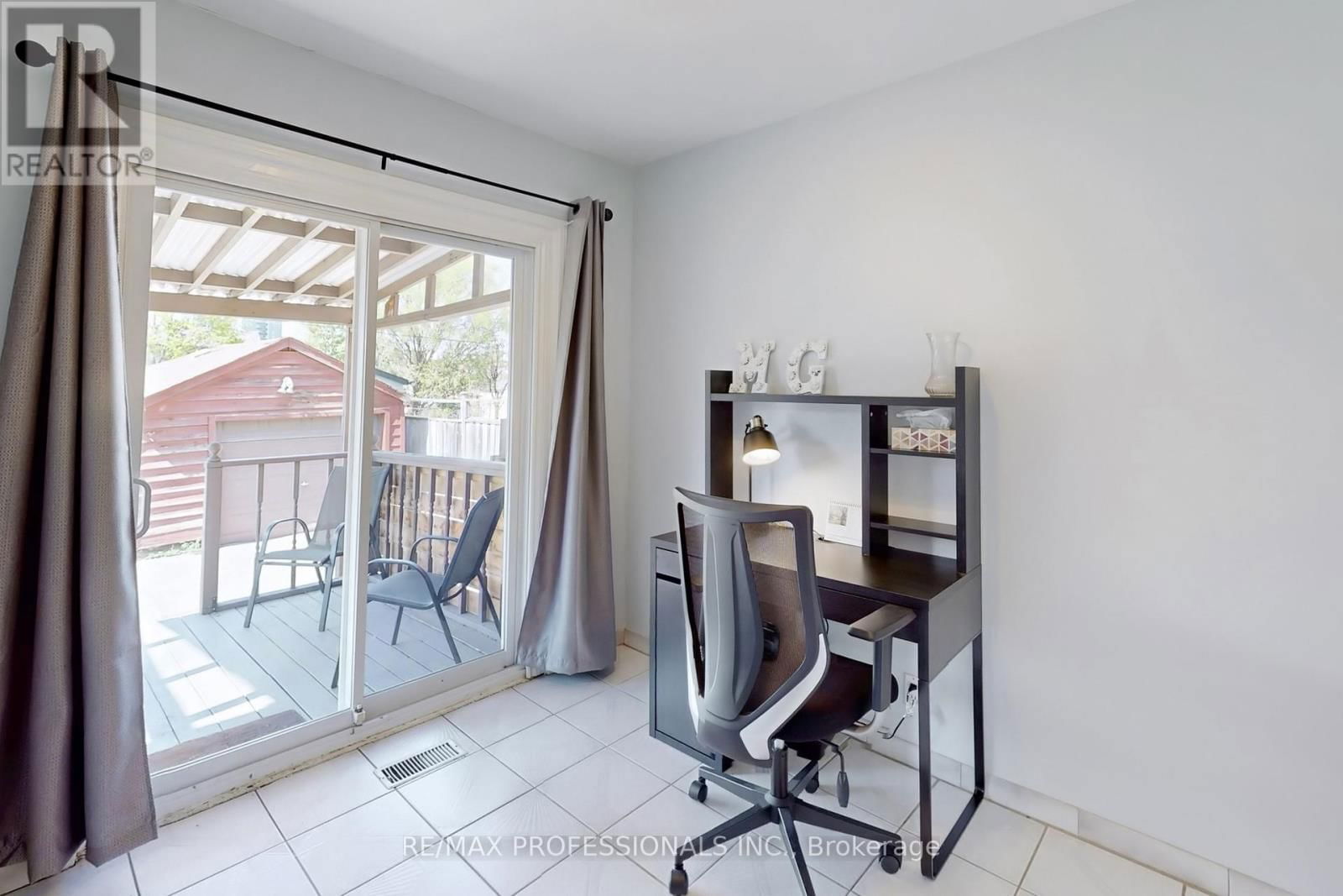 24 BRAEBURN AVENUE Image 18
