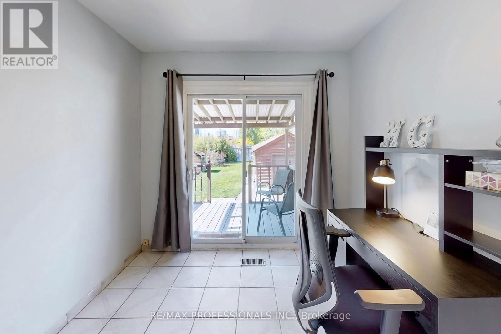 24 BRAEBURN AVENUE Image 19