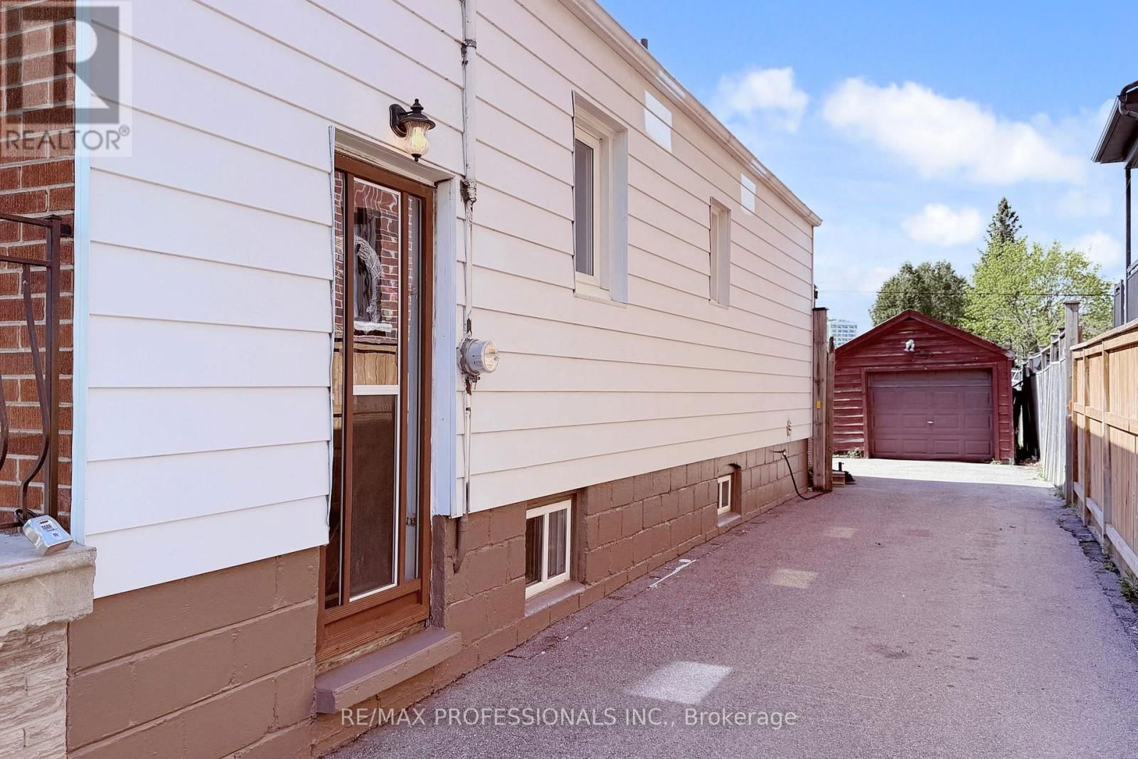 24 BRAEBURN AVENUE Image 25