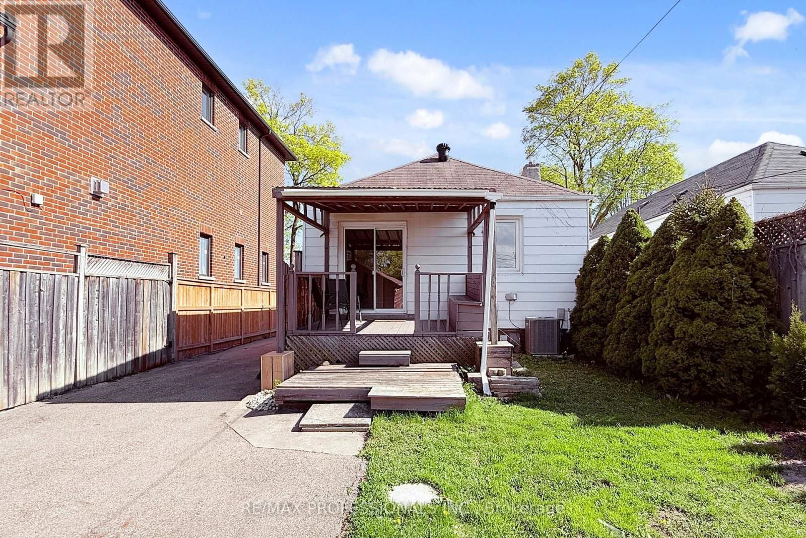 24 BRAEBURN AVENUE Image 27