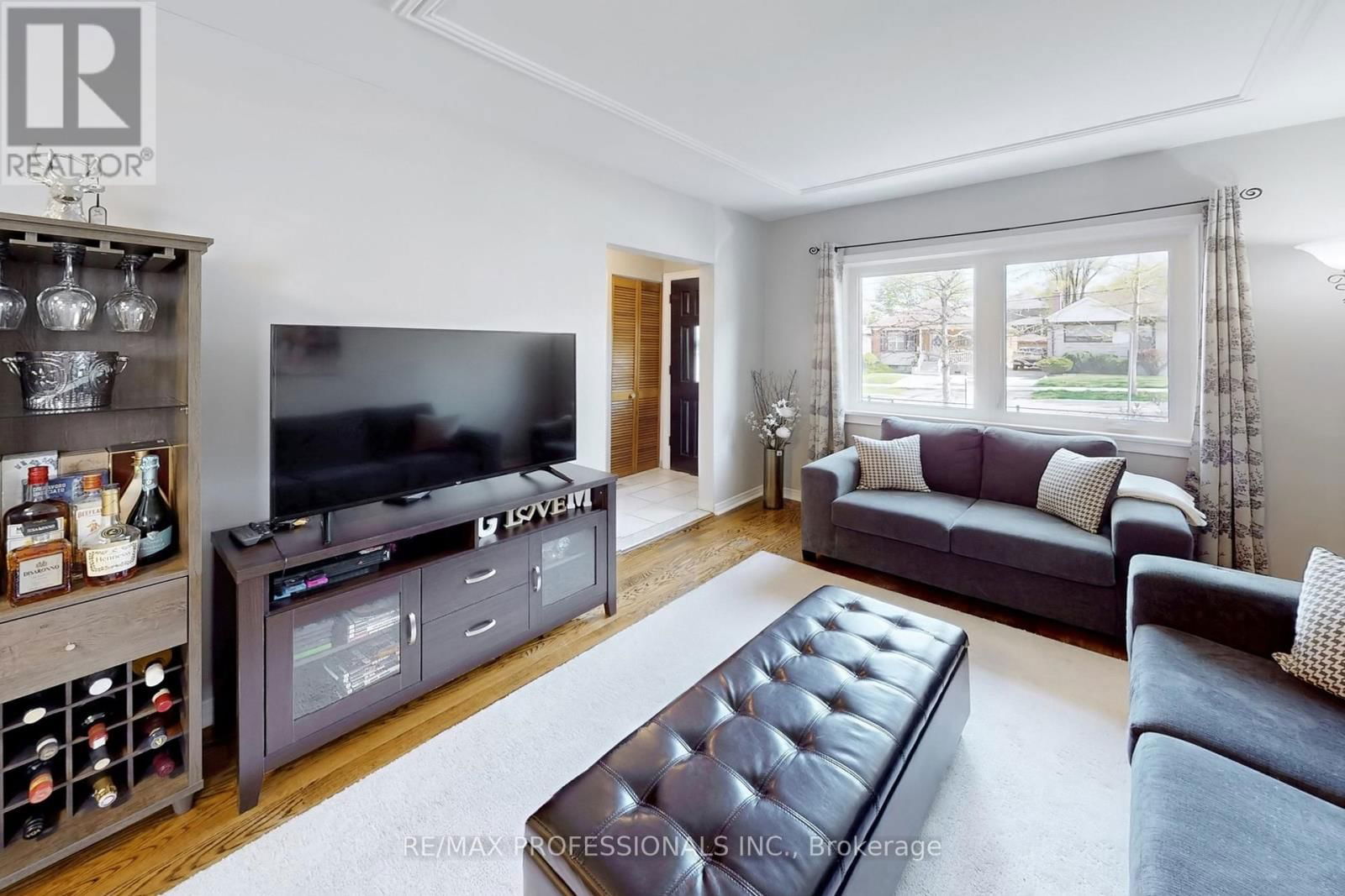 24 BRAEBURN AVENUE Image 3