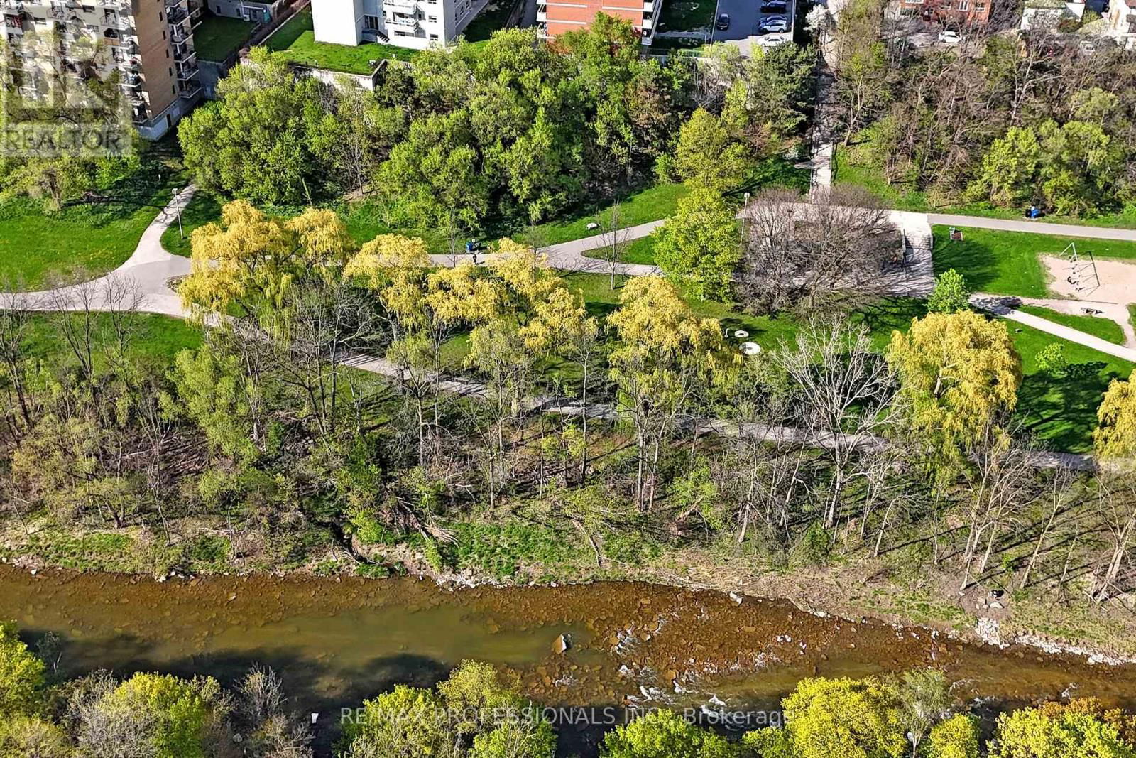 24 BRAEBURN AVENUE Image 37