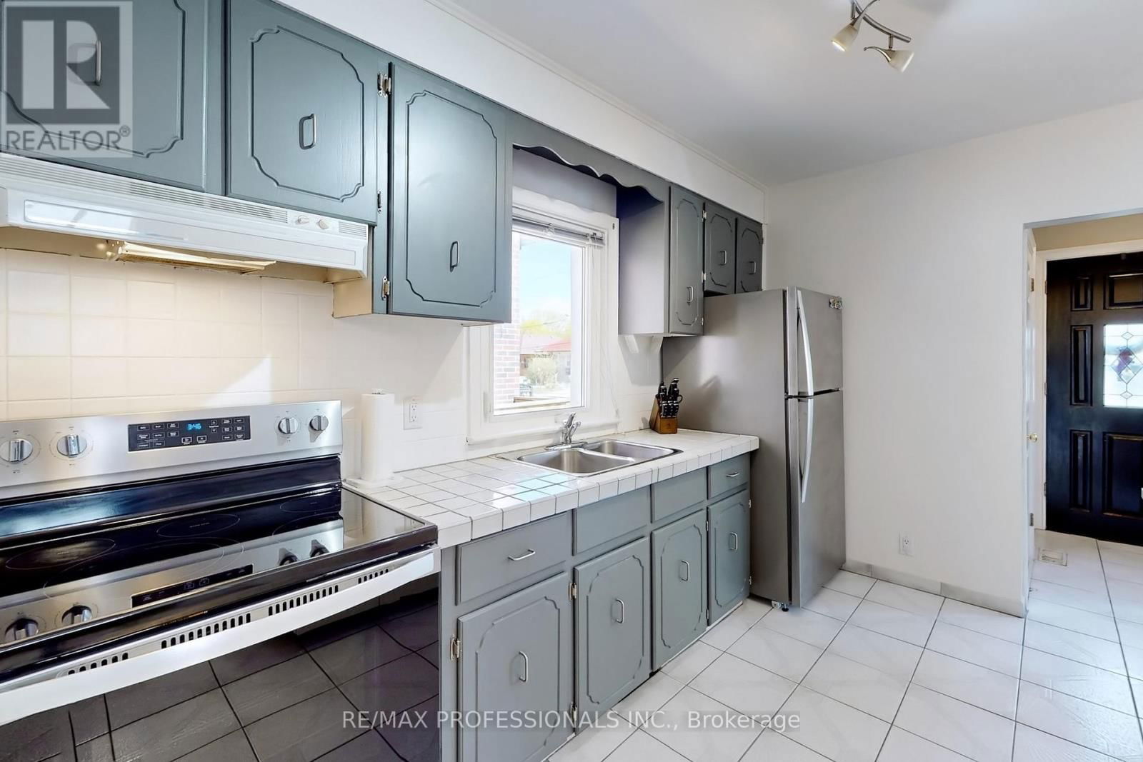 24 BRAEBURN AVENUE Image 8