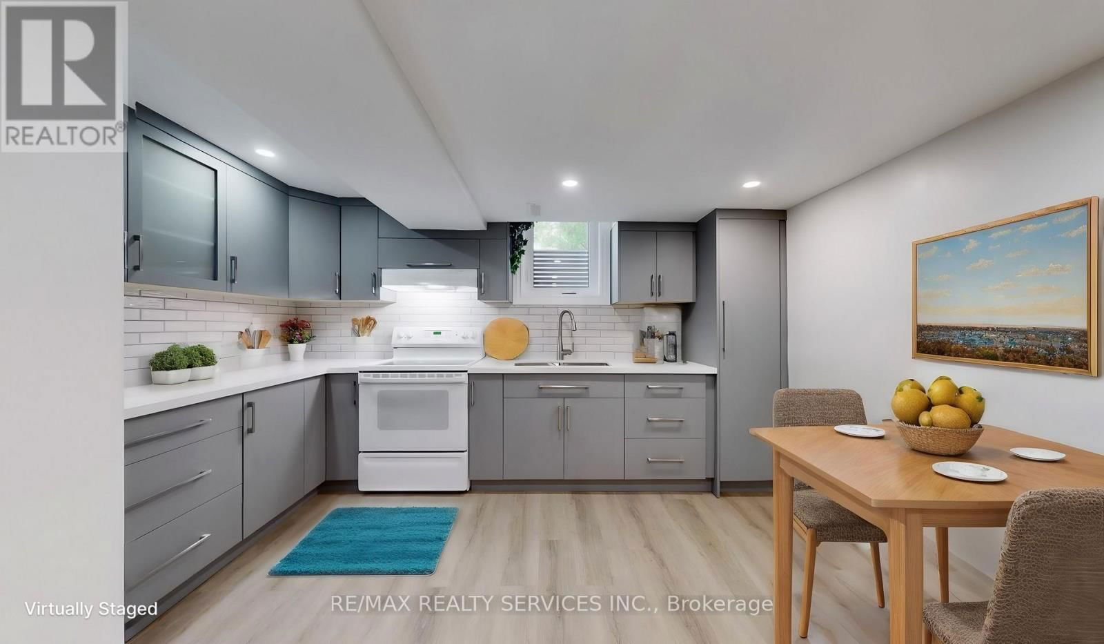 55 GREENWOOD CRESCENT Image 32