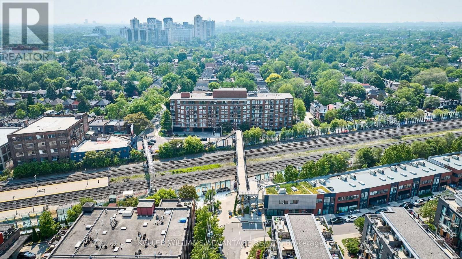 716 - 2495 DUNDAS STREET WEST Image 33