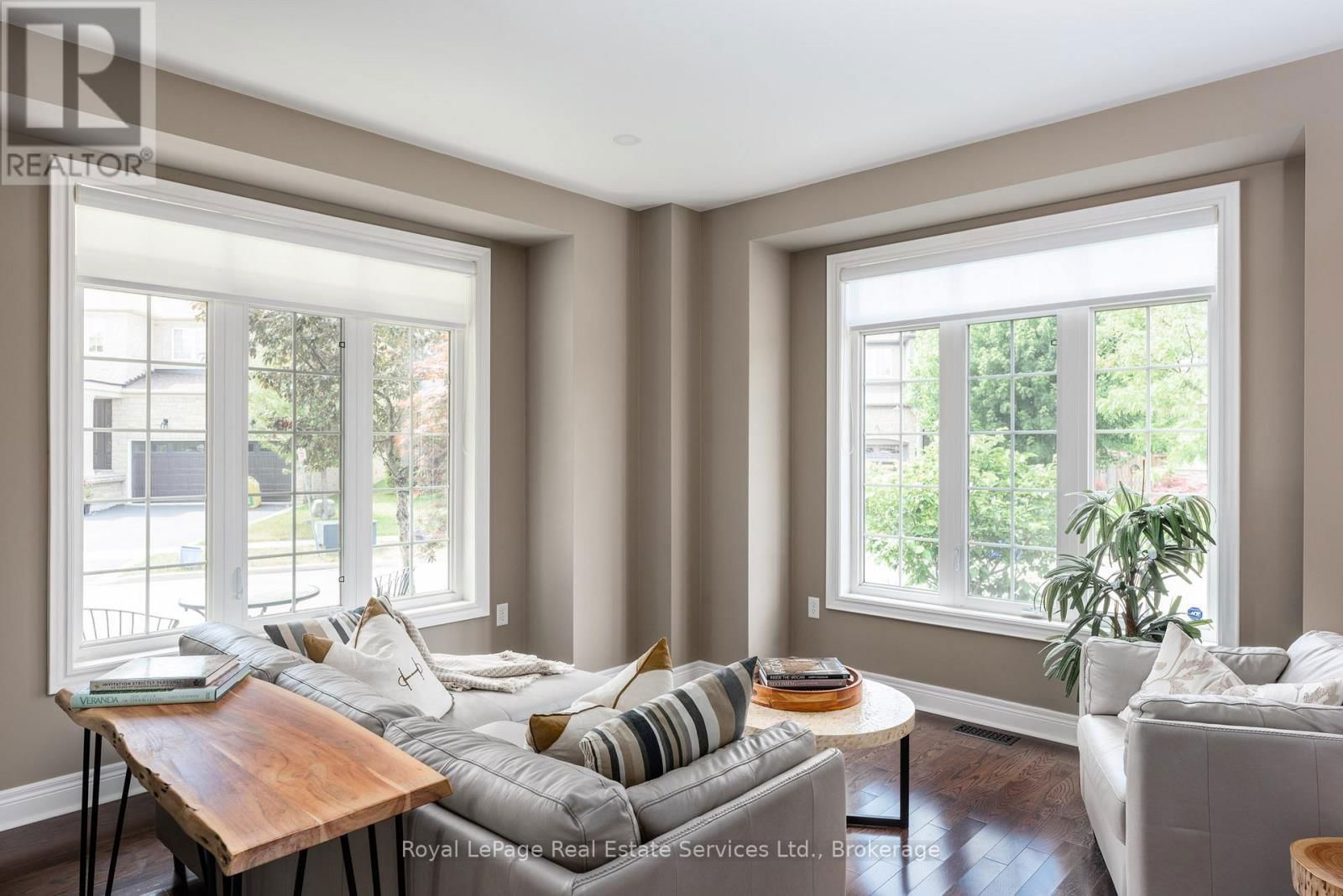 2151 BINGLEY CRESCENT Image 12