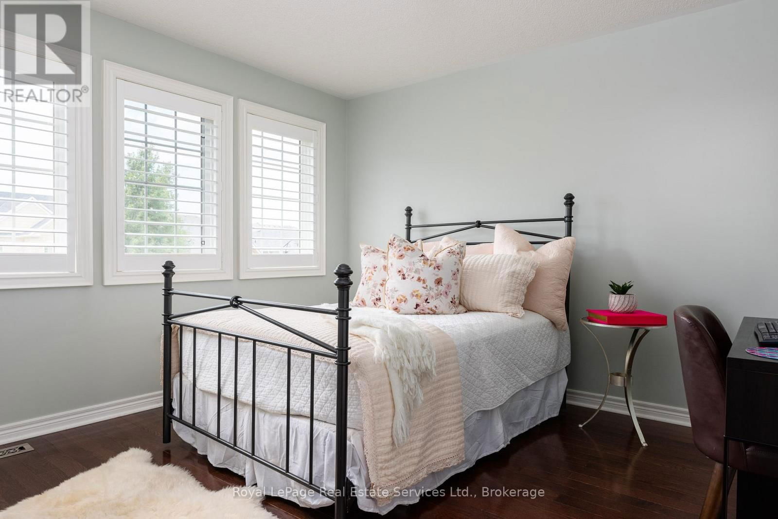 2151 BINGLEY CRESCENT Image 29